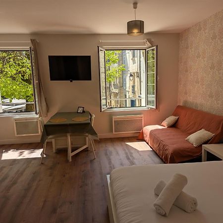 Studios Du Marche Au Bois Périgueux Dış mekan fotoğraf